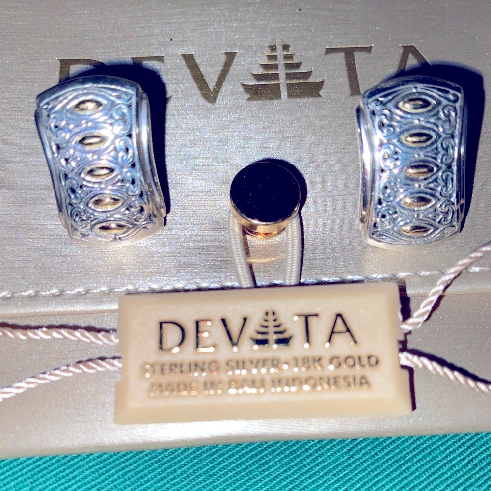 Devata sterling and 18 kt gold omega earrings